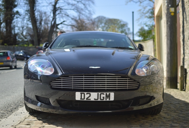 Aston Martin DB9