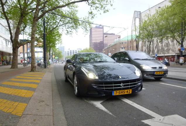 Ferrari FF