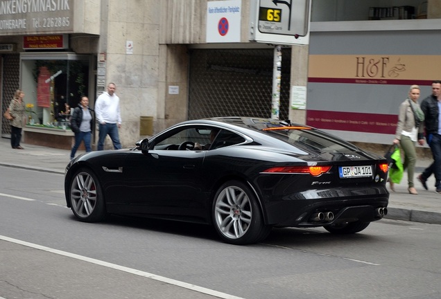 Jaguar F-TYPE R Coupé