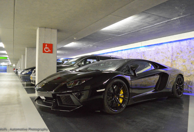 Lamborghini Aventador LP700-4