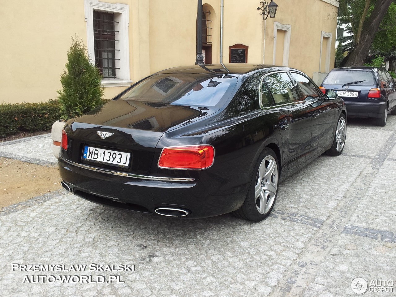 Bentley Flying Spur W12