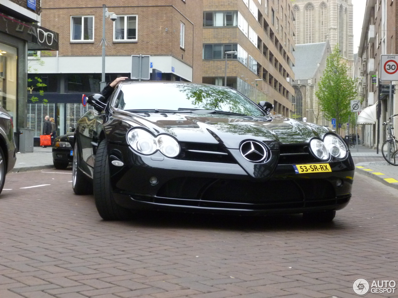 Mercedes-Benz SLR McLaren