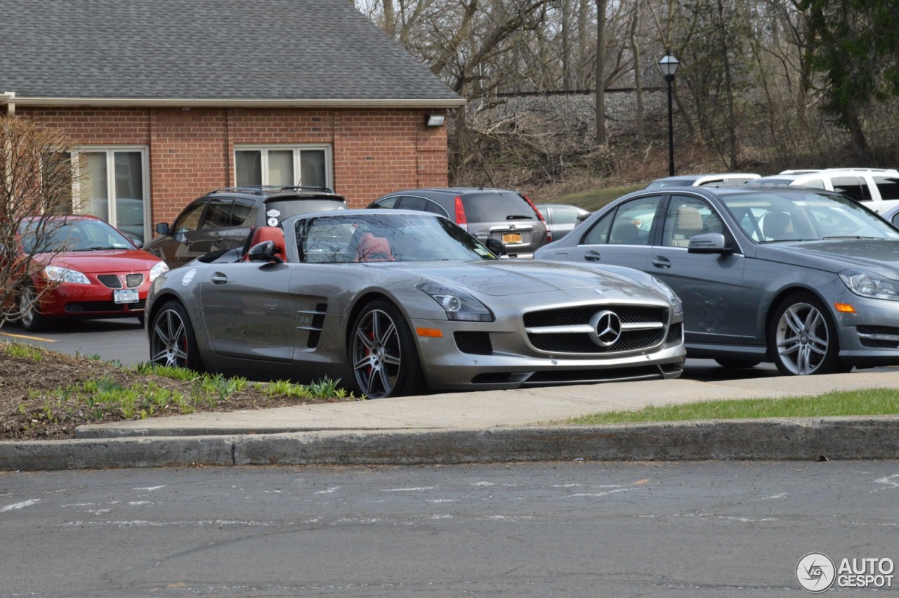 Mercedes-Benz SLS AMG Roadster