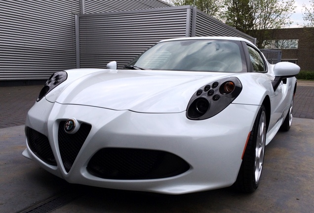 Alfa Romeo 4C Coupé