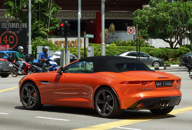 Jaguar F-TYPE S Convertible