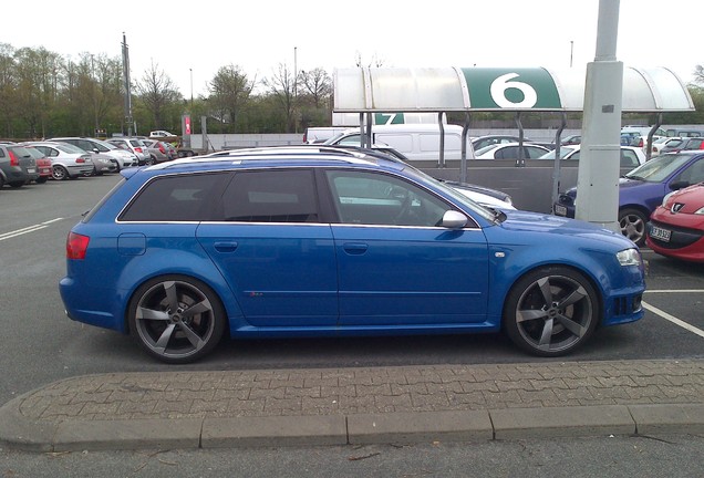 Audi RS4 Avant B7