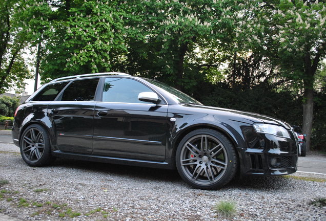 Audi RS4 Avant B7