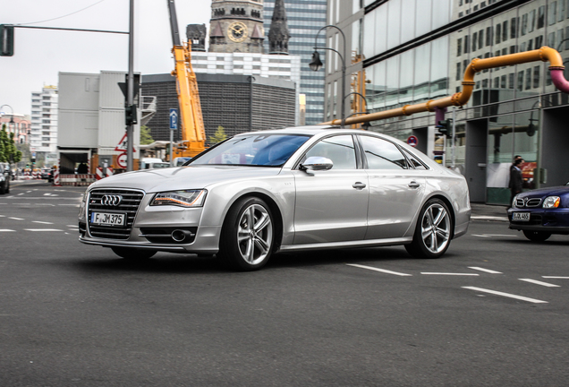 Audi S8 D4