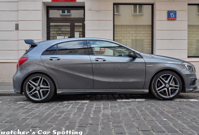 Mercedes-Benz A 45 AMG