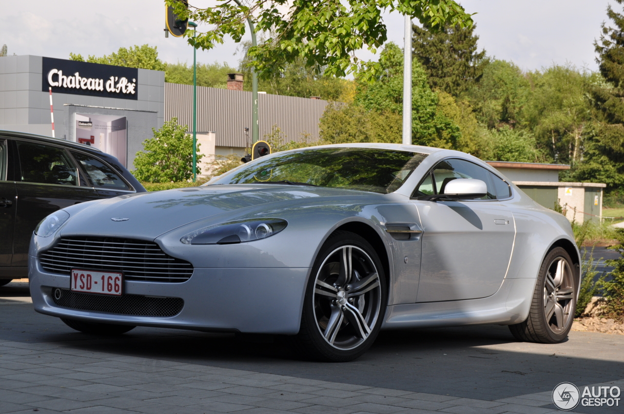 Aston Martin V8 Vantage N400