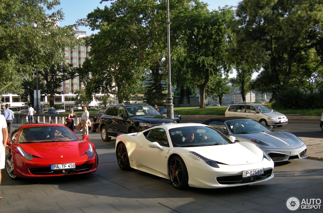 Ferrari Scuderia Spider 16M