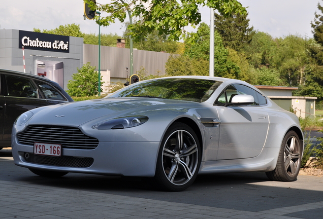 Aston Martin V8 Vantage N400