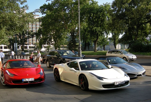 Ferrari Scuderia Spider 16M