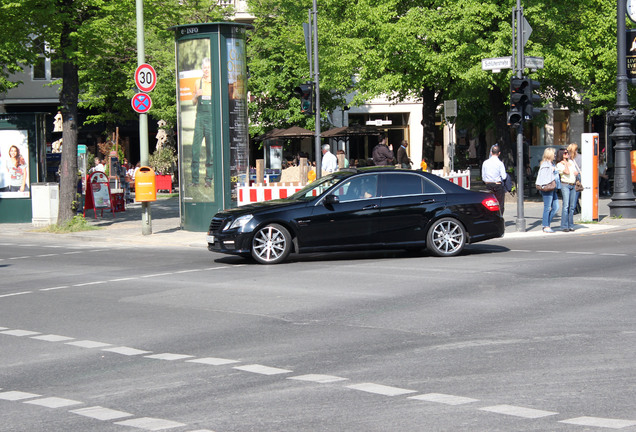 Mercedes-Benz E 63 AMG W212 V8 Biturbo