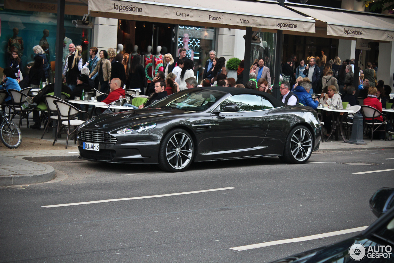 Aston Martin DBS Volante