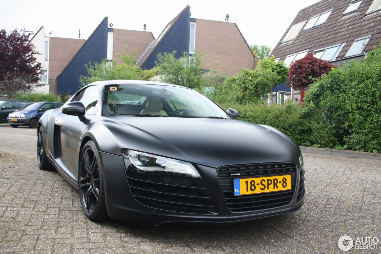 Audi R8