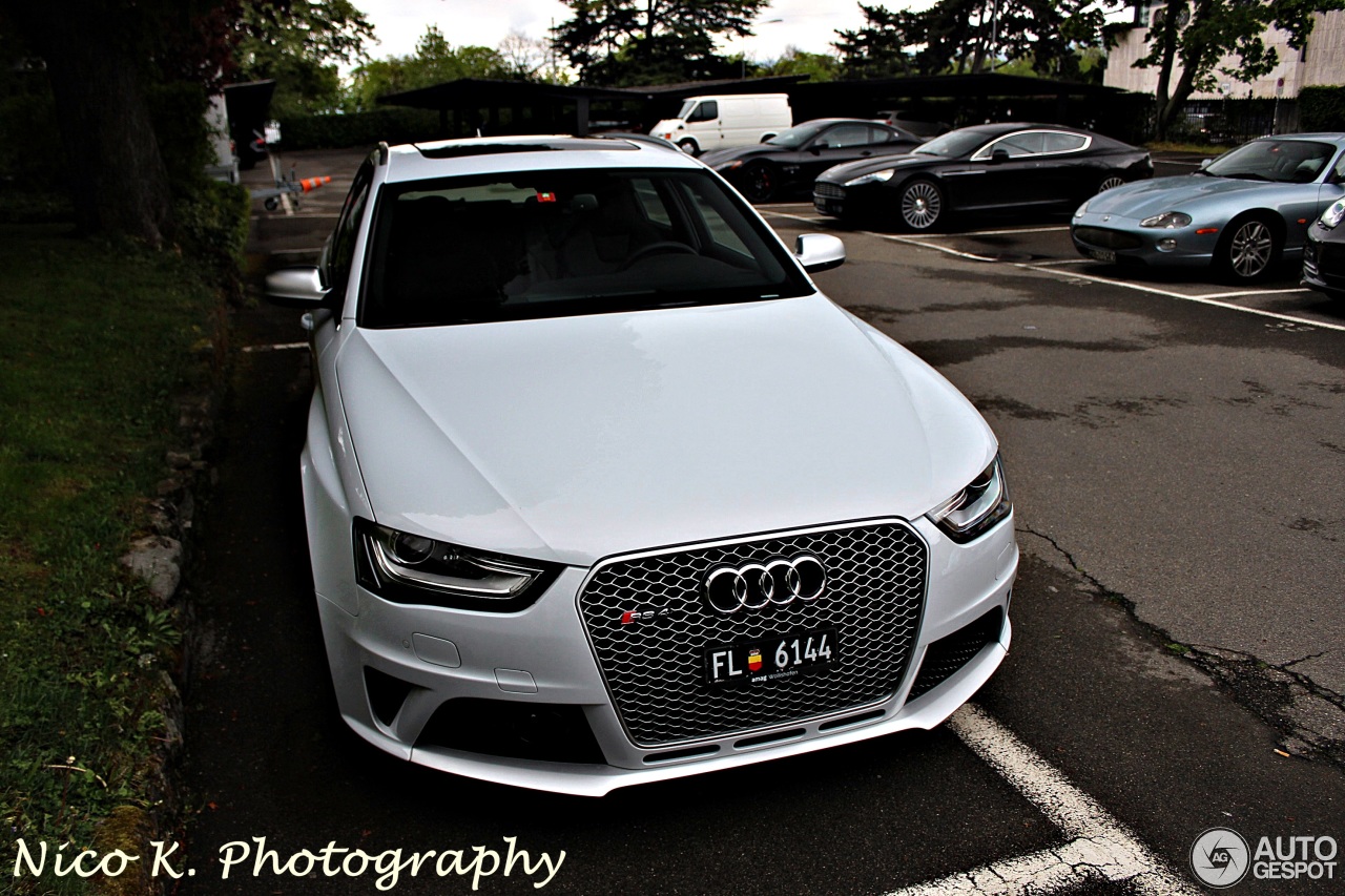 Audi RS4 Avant B8