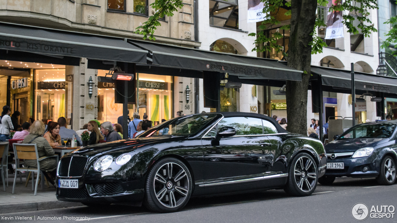 Bentley Continental GTC V8