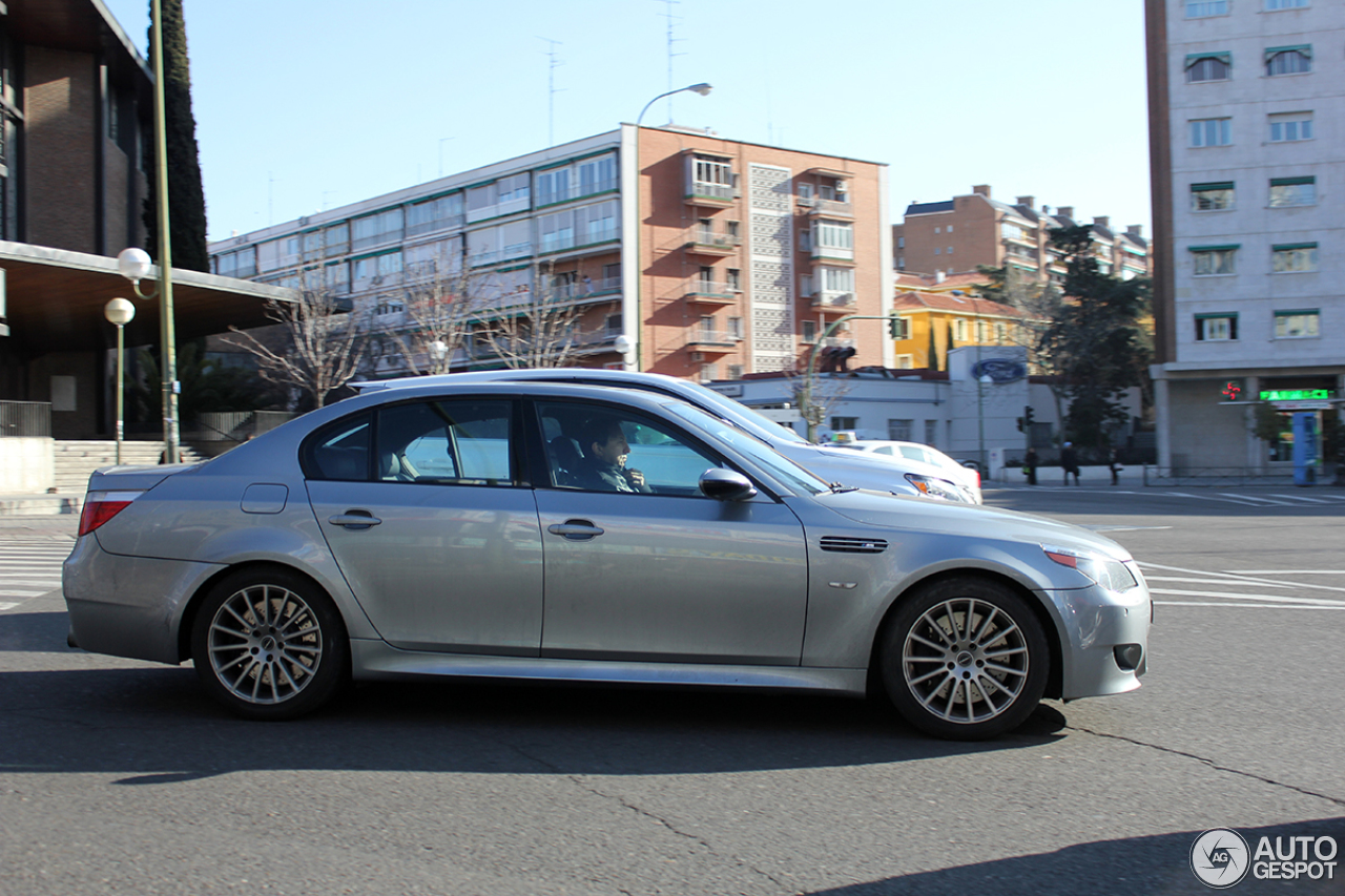 BMW M5 E60 2005