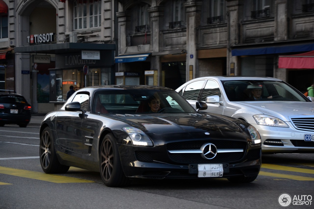 Mercedes-Benz SLS AMG