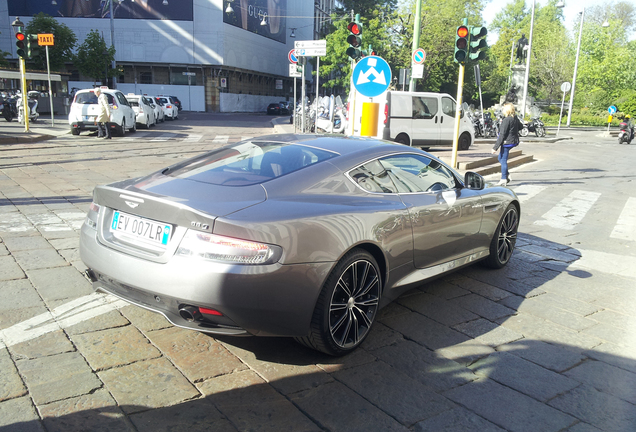 Aston Martin DB9 2013