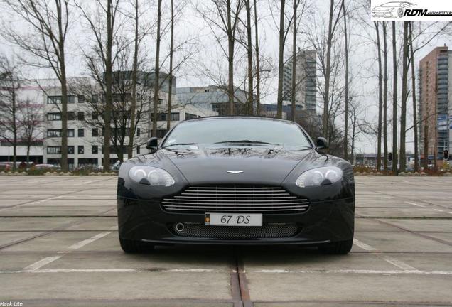 Aston Martin V8 Vantage N400 Roadster