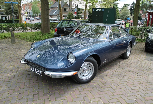 Ferrari 365 GT 2+2