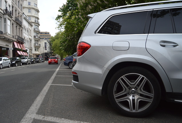 Mercedes-Benz GL 63 AMG X166