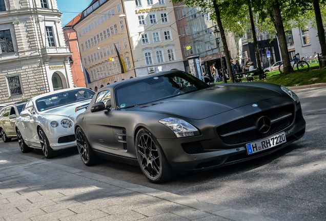 Mercedes-Benz SLS AMG