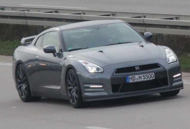 Nissan GT-R 2011