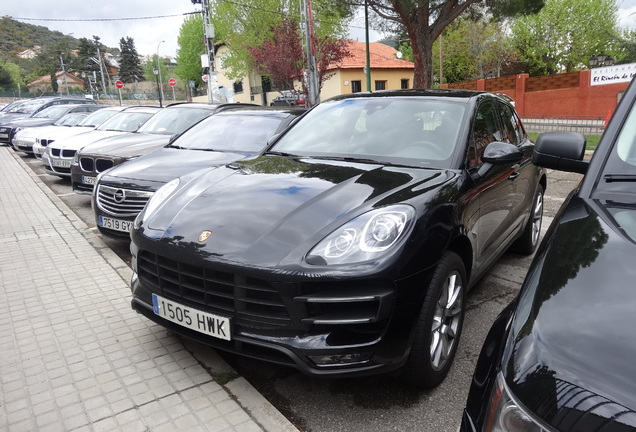 Porsche 95B Macan Turbo