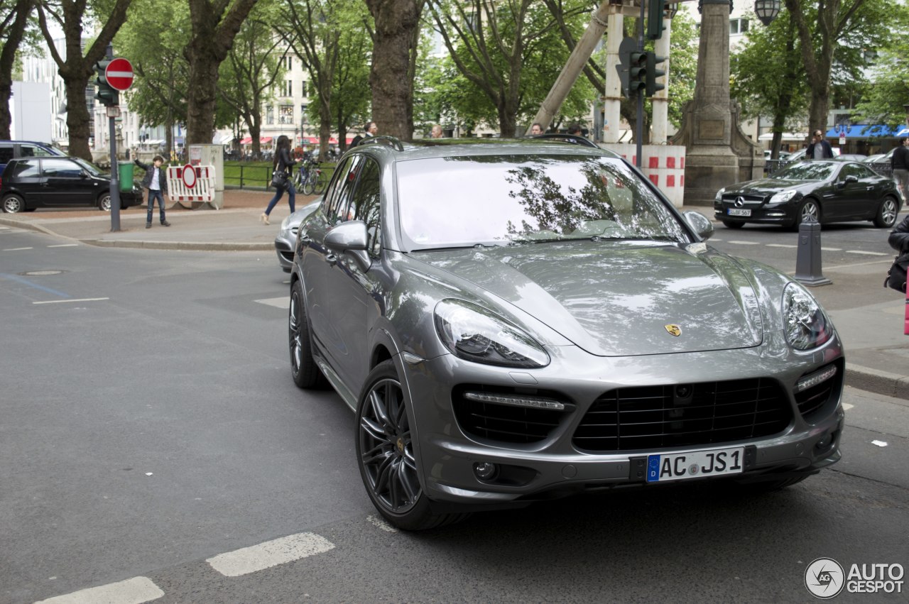 Porsche 958 Cayenne Turbo S