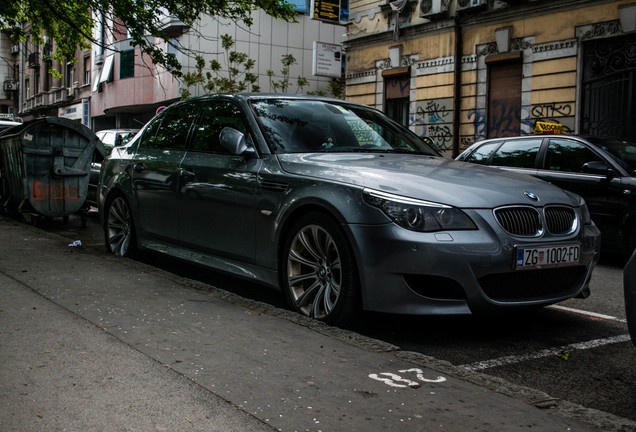 BMW M5 E60 2005