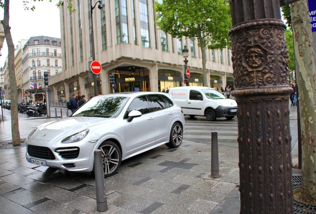 Porsche 958 Cayenne GTS