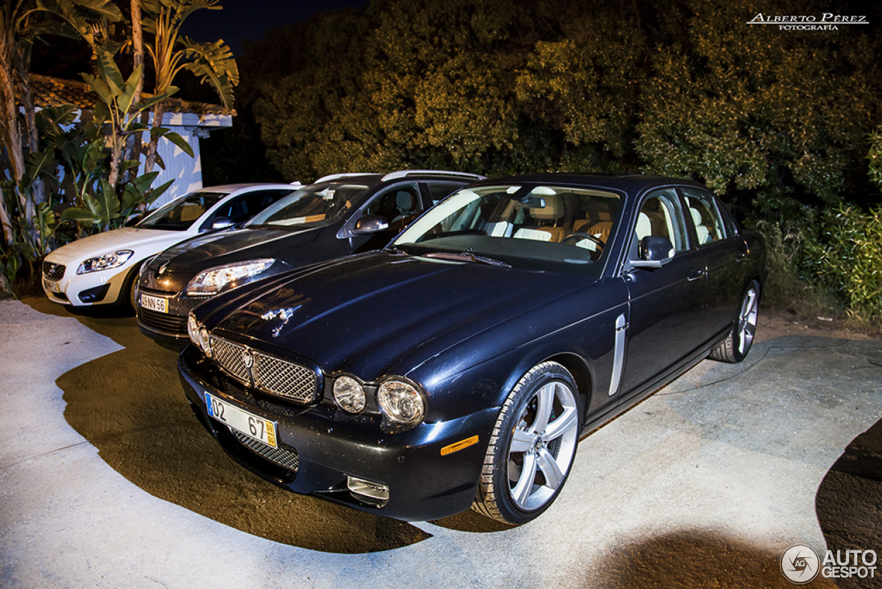 Jaguar XJR