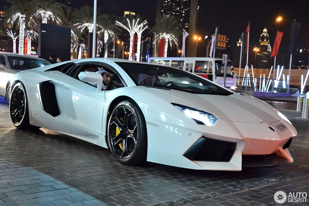 Lamborghini Aventador LP700-4