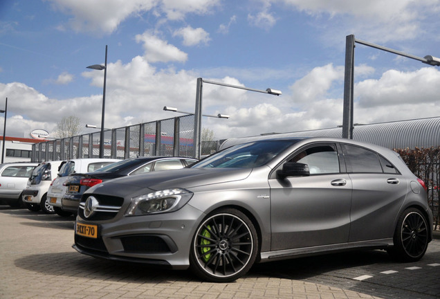 Mercedes-Benz A 45 AMG