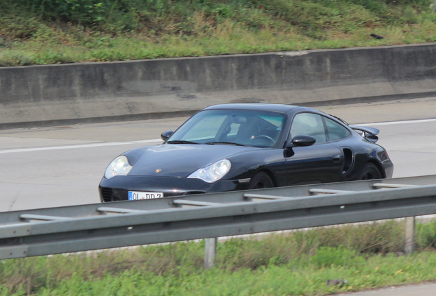 Porsche 996 Turbo