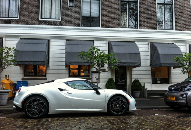 Alfa Romeo 4C Launch Edition