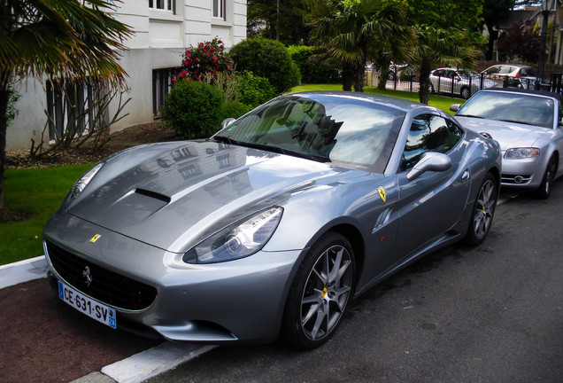 Ferrari California