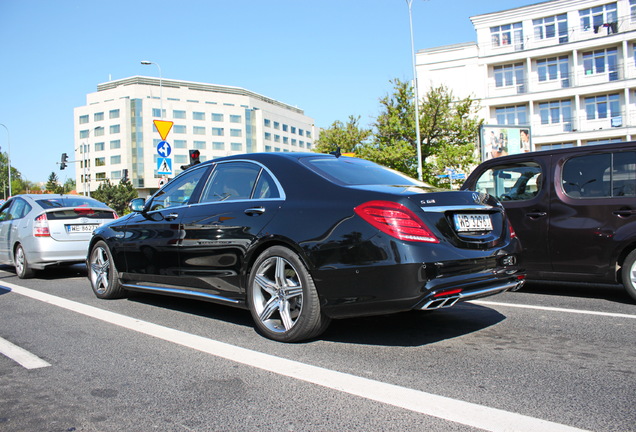 Mercedes-Benz S 63 AMG V222