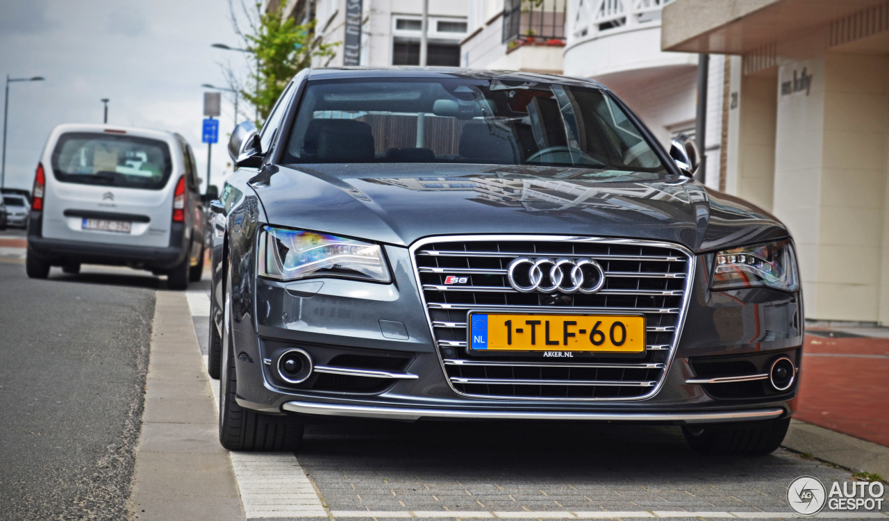 Audi S8 D4