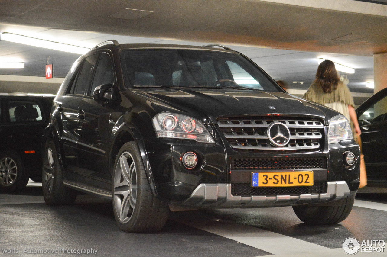 Mercedes-Benz ML 63 AMG 10th Anniversary