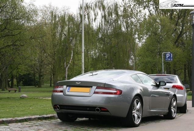 Aston Martin DB9