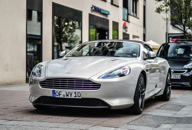 Aston Martin Virage Volante 2011