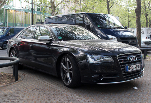 Audi S8 D4