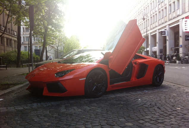 Lamborghini Aventador LP700-4