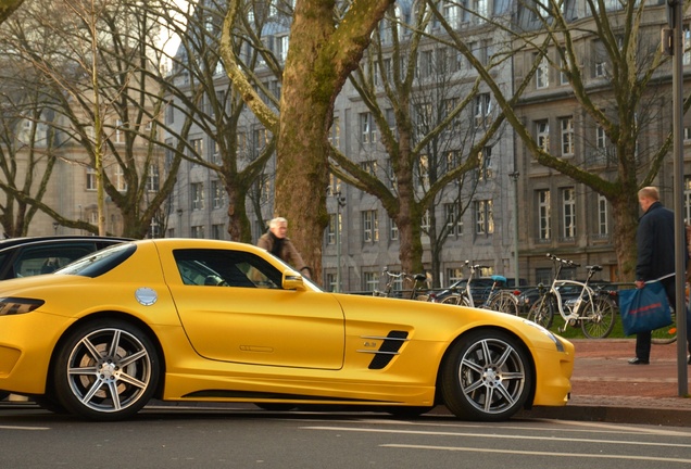 Mercedes-Benz SLS AMG