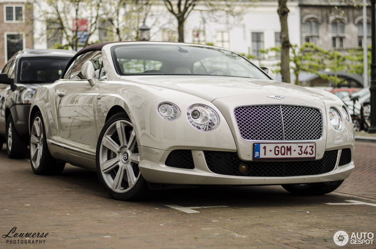 Bentley Continental GTC 2012