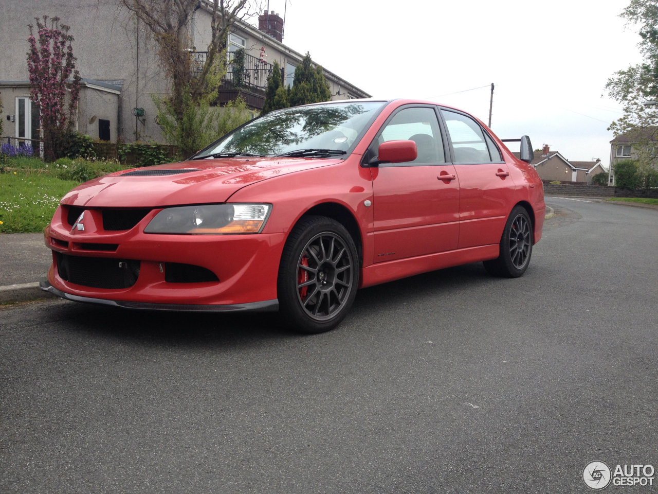 Mitsubishi Lancer Evolution VIII MR FQ-320